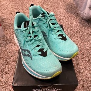 Saucony Endorphin Speed 2 Teal Cool Mint Acid Color Women’s 8.5 Sneaker Running